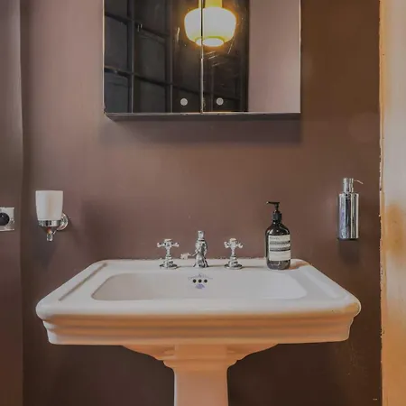 Quiet 1bd 2p Canal St Martin Appartamento Parigi